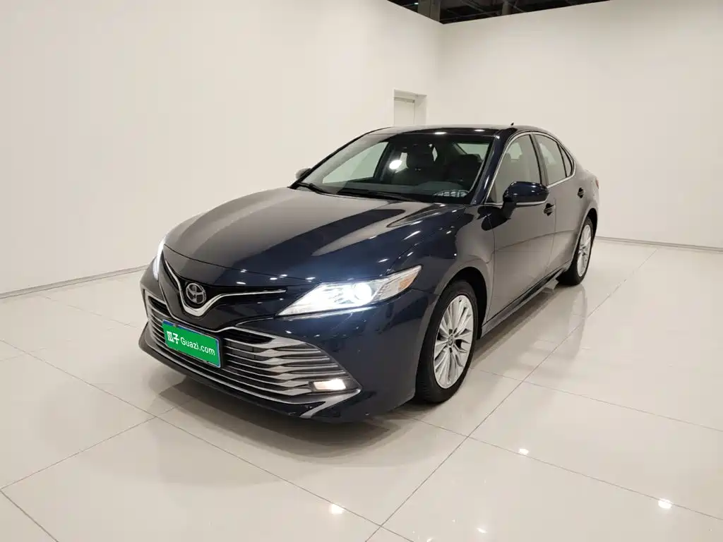 Toyota Camry 2019