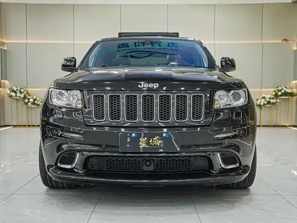 Jeep Grand Cherokee SRT 2012