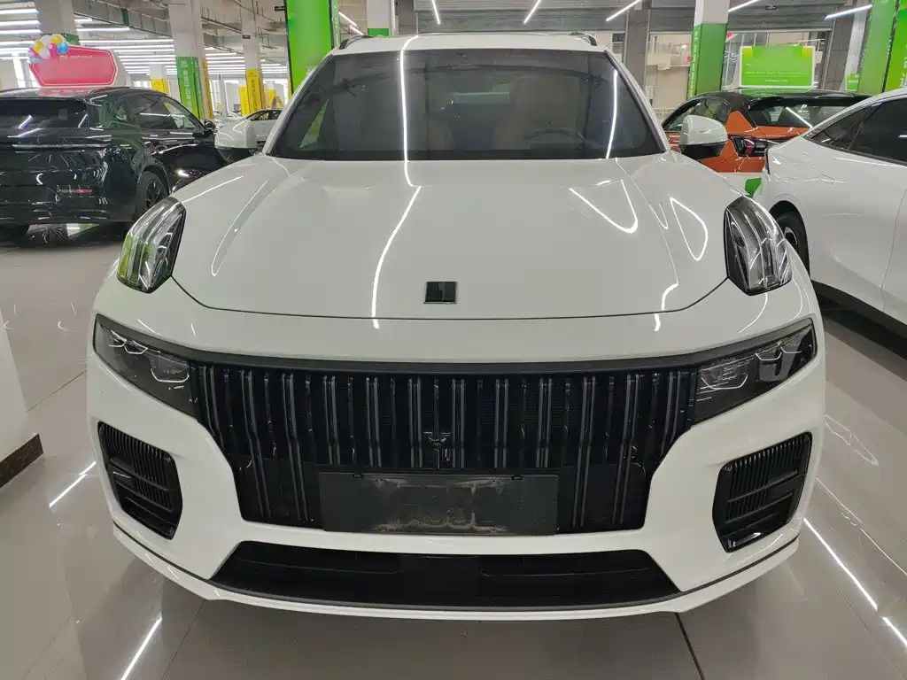 Lynk & Co 09 EM-P 2022