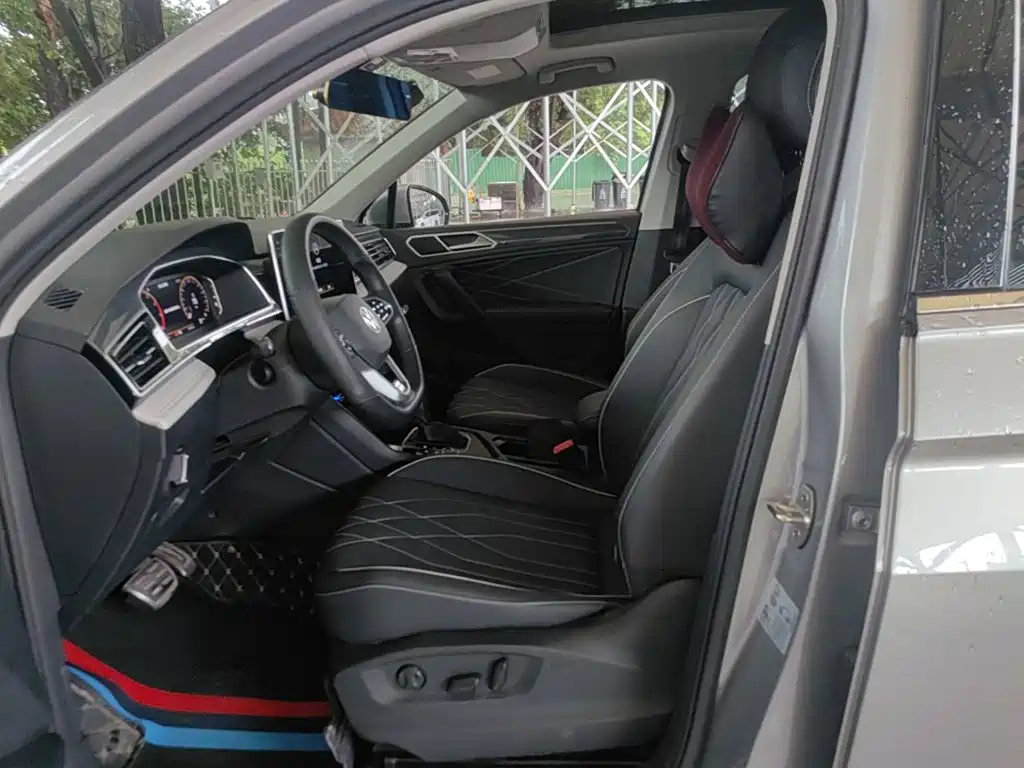Volkswagen Tiguan L 2022 — фото 15