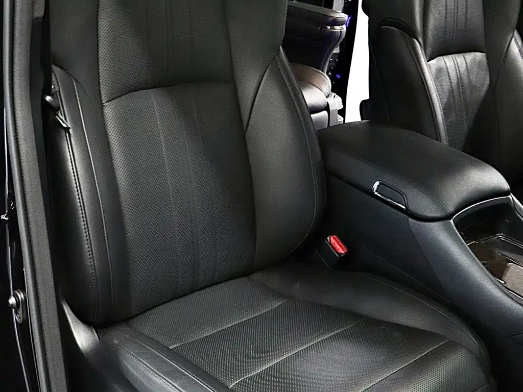 Toyota Vellfire 2022 — фото 15