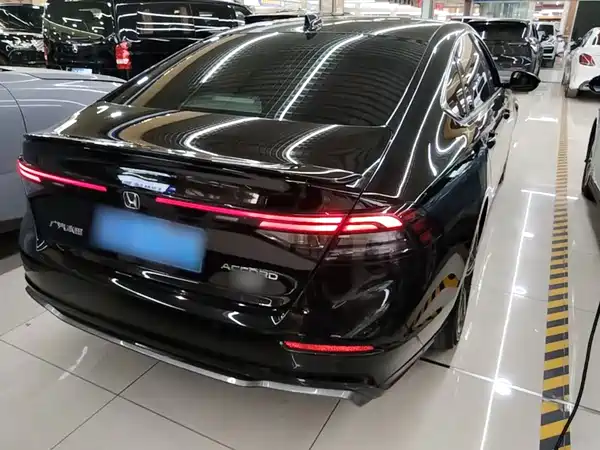 Honda Accord 2025