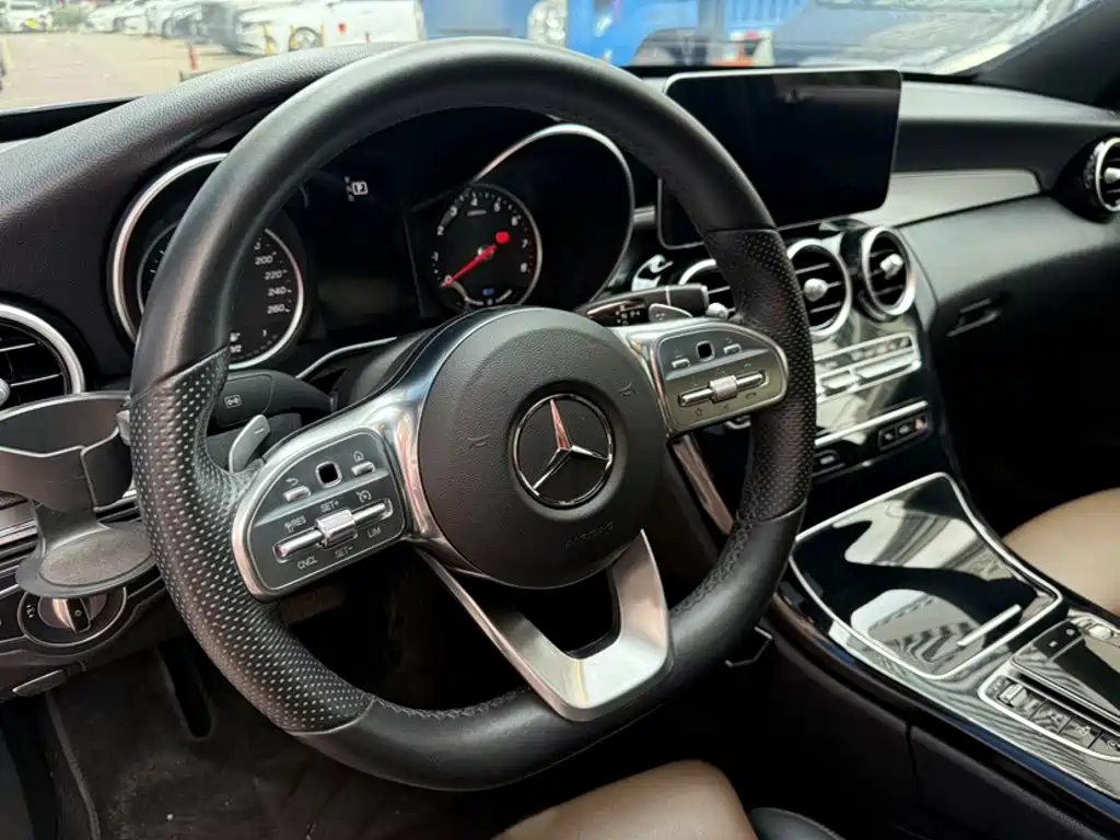 Mercedes-Benz C-Class 2019 — фото 22