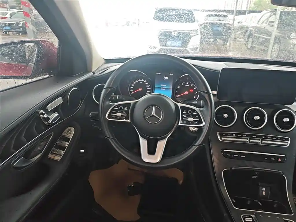 Mercedes-Benz C-Class 2019 — фото 11