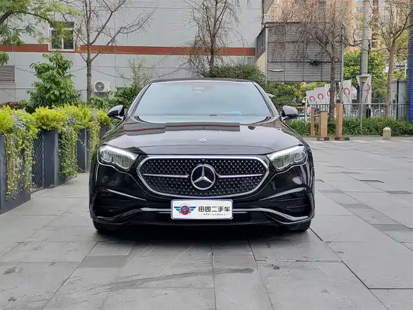 Mercedes-Benz E-Class 2025