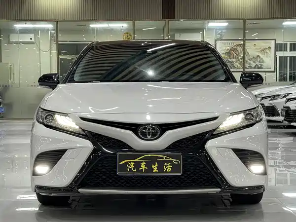 Toyota Camry 2020
