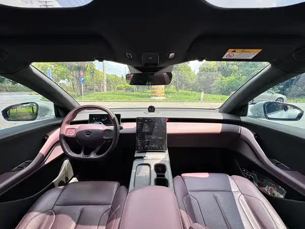 NIO ET5 2024