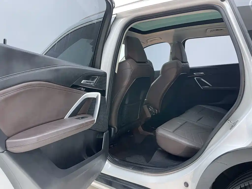 BMW X1 2024 — фото 15