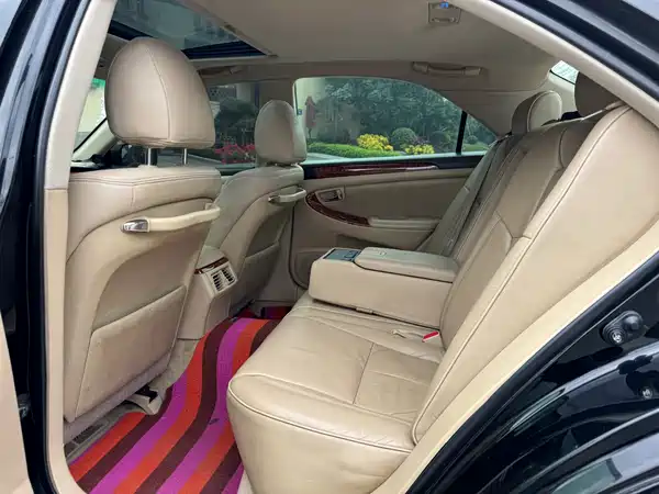 Toyota Crown 2005