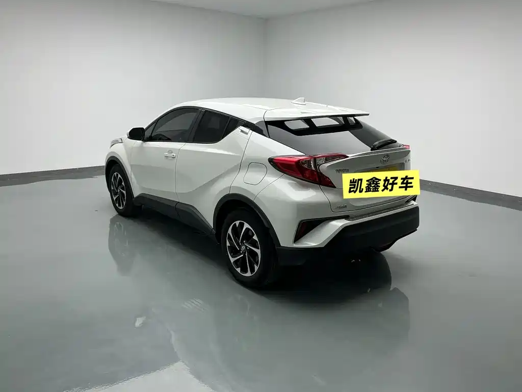 Toyota IZOA 2019 — фото 4