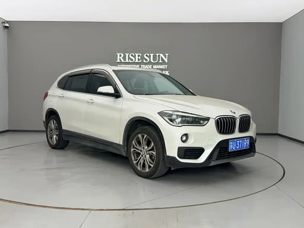 BMW X1 2019 — фото 3