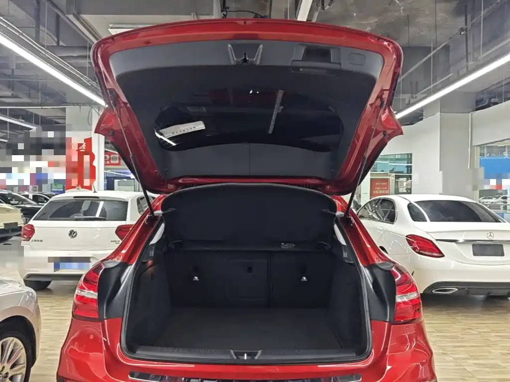 Mercedes-Benz GLA 2018 — фото 19