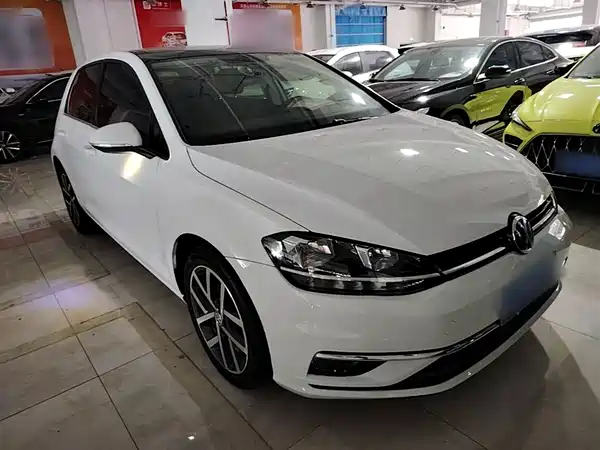 Volkswagen Golf 2020