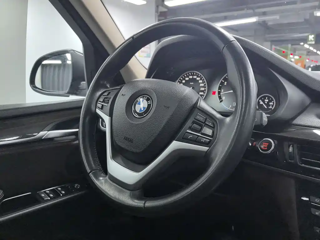 BMW X5 2015 — фото 9