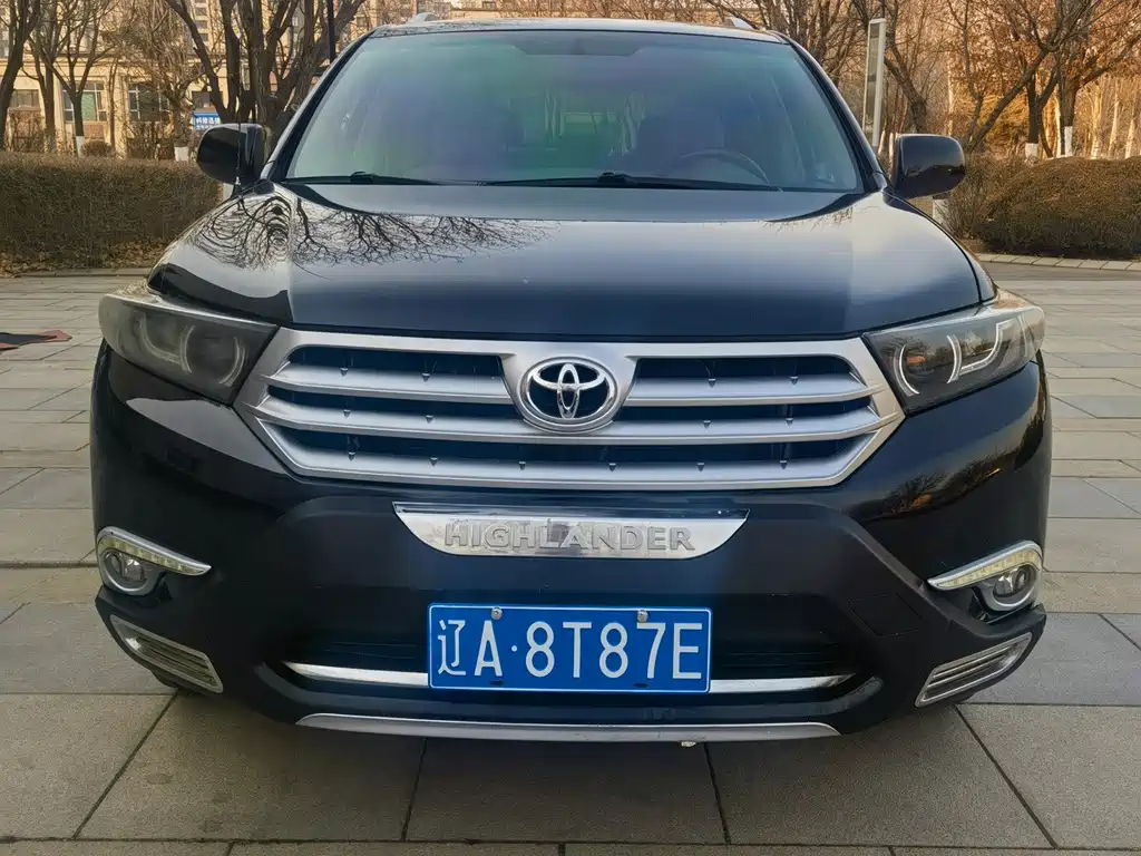 Toyota Highlander 2013 — фото 2