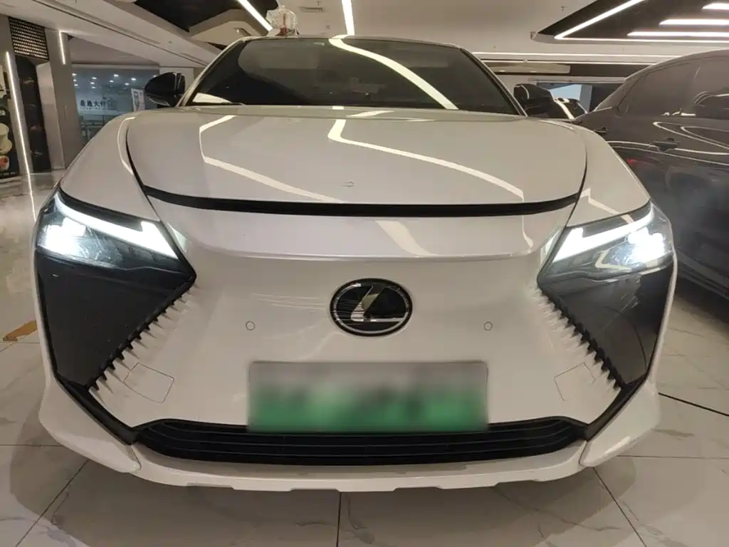 Lexus RZ 2023 — фото 3