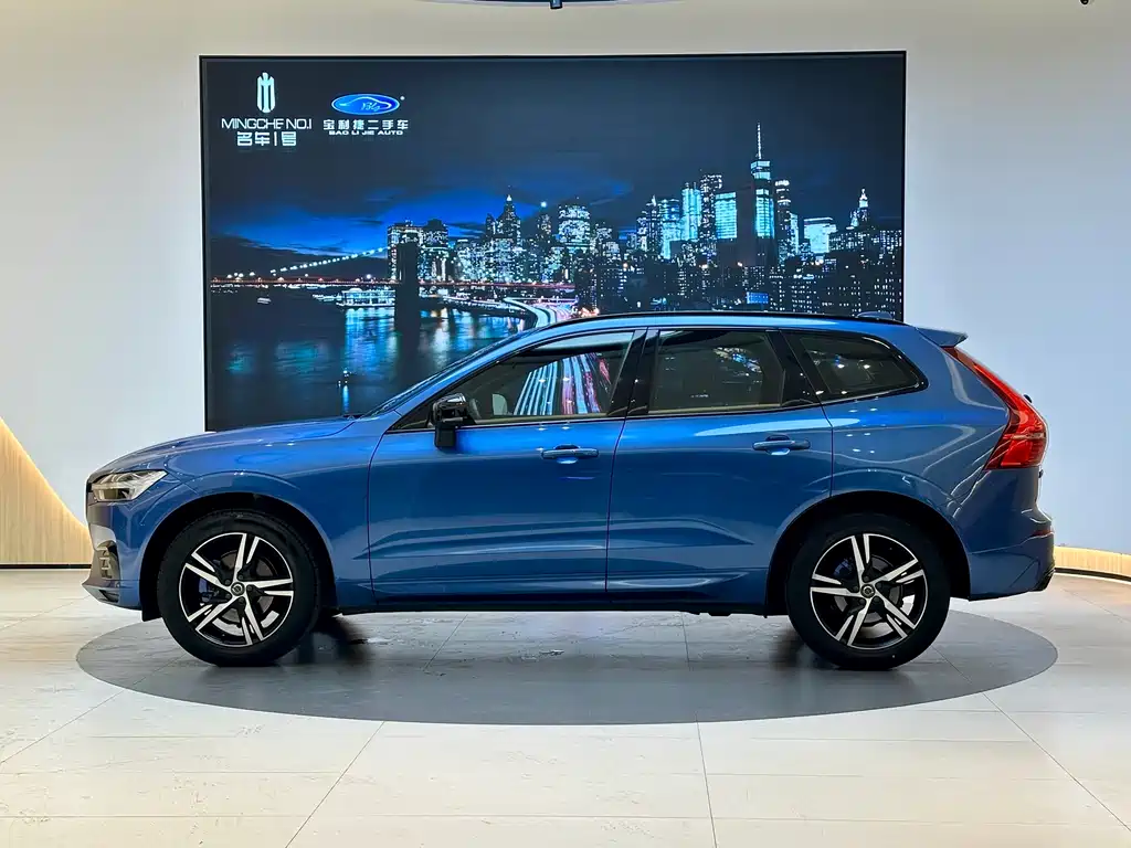 Volvo XC60 2020 — фото 4