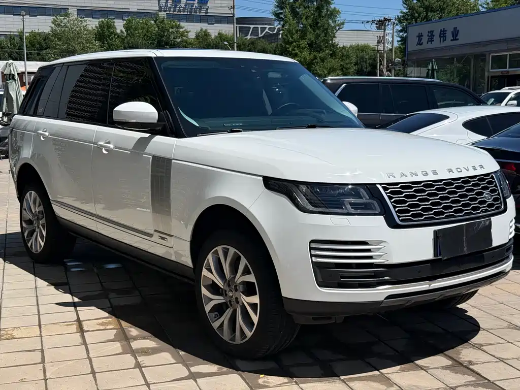Land Rover Range Rover 2021 — фото 3