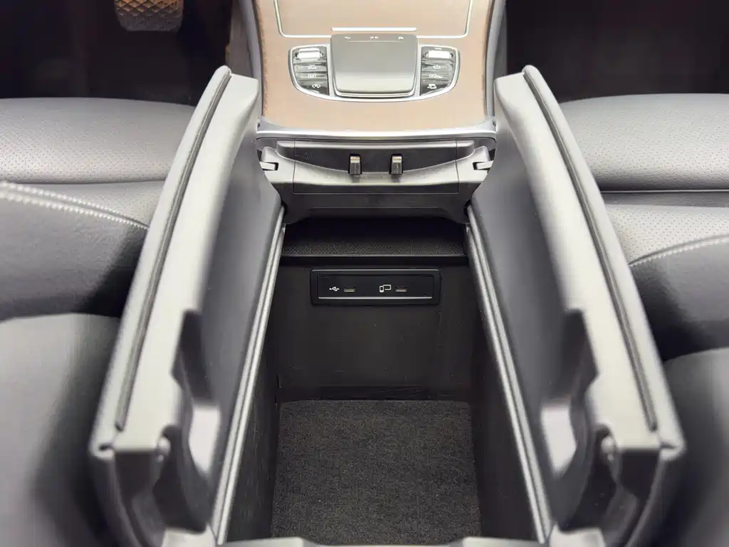 Mercedes-Benz GLC 2023 — фото 26