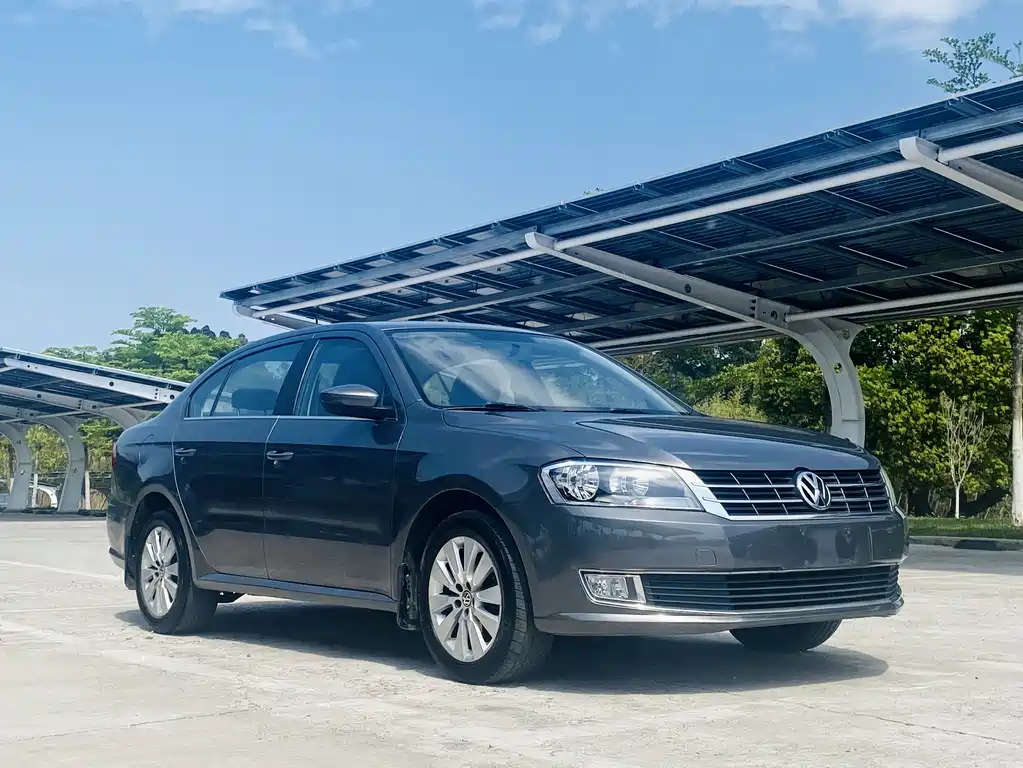 Volkswagen Lavida 2015 — фото 2