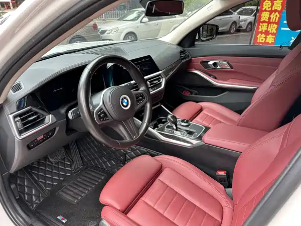 BMW 3 Series 2021