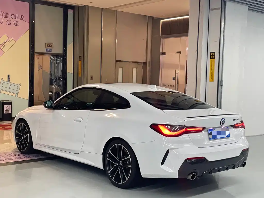 BMW 4 Series 2022 — фото 13