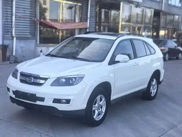 BYD S6 2016