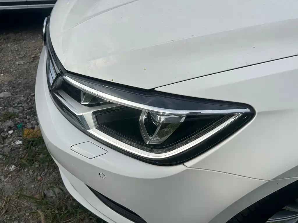 Volkswagen Lamando 2015