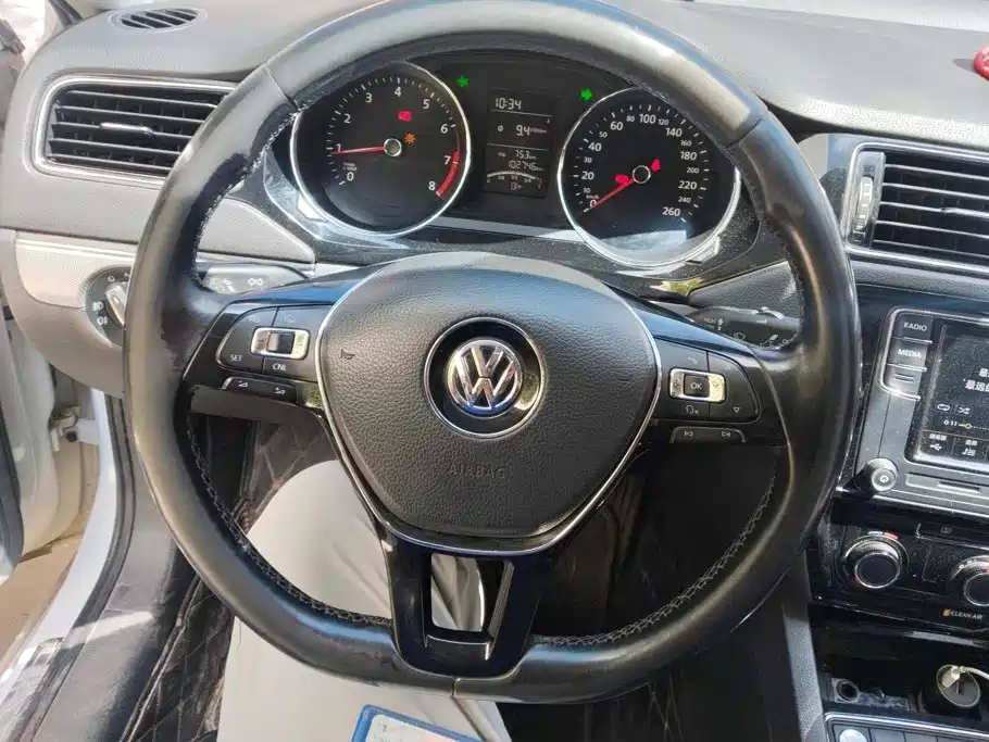 Volkswagen Sagitar 2018 — фото 15