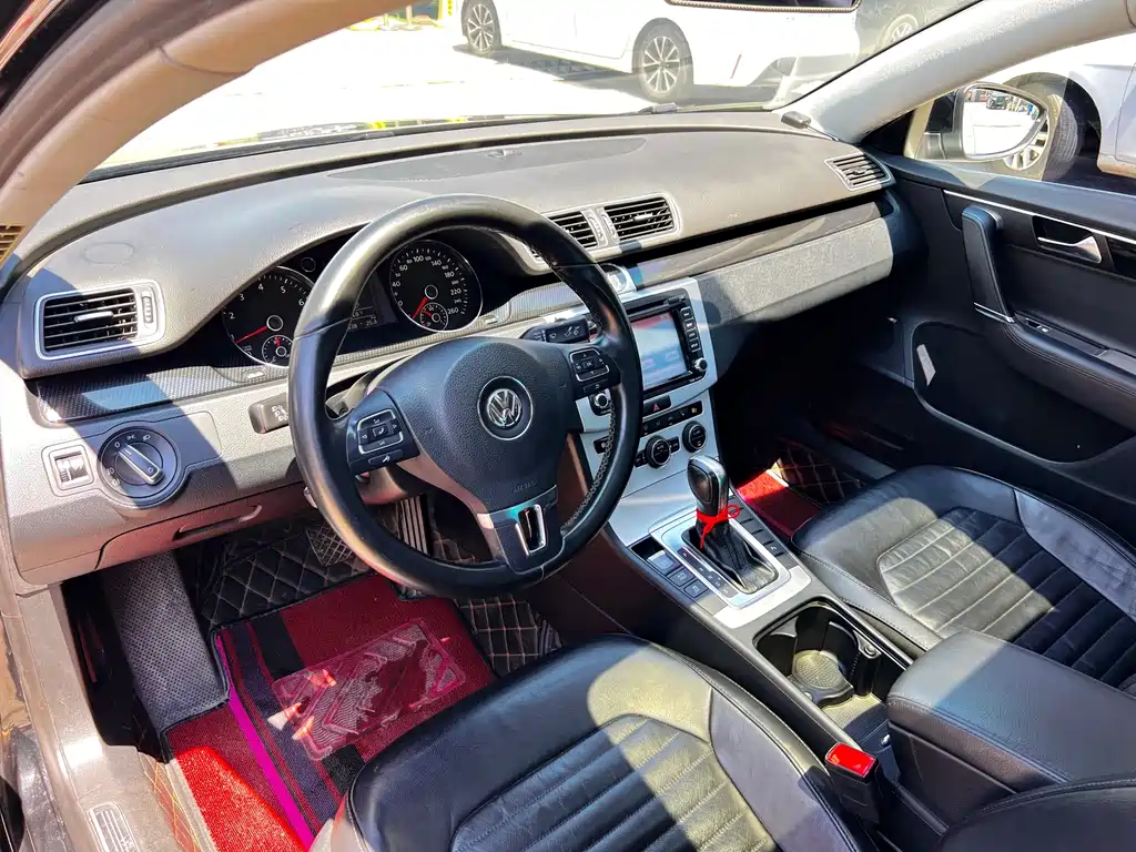 Volkswagen Magotan 2014