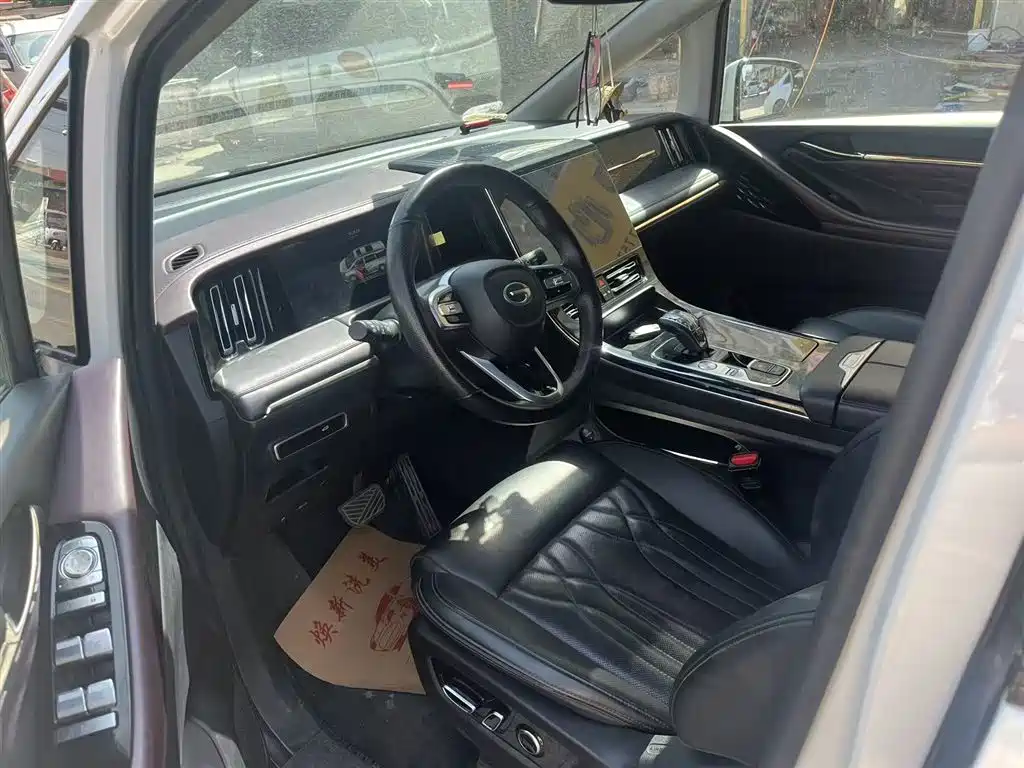 GAC Motor Trumpchi M8 2023 — фото 2