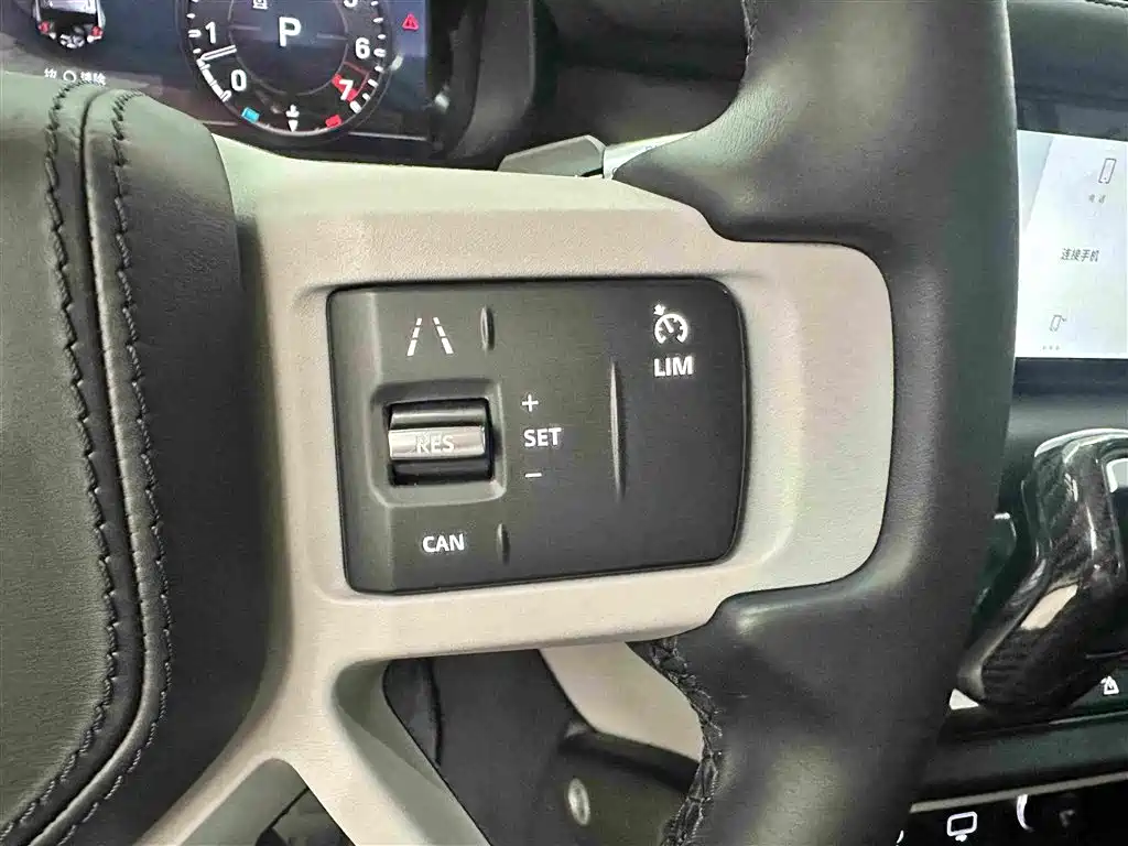 Land Rover Defender 2020 — фото 9