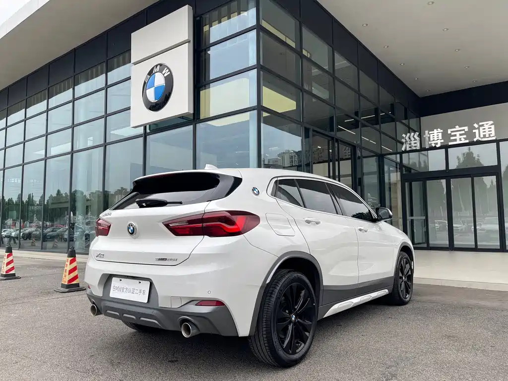BMW X2 2023 — фото 14