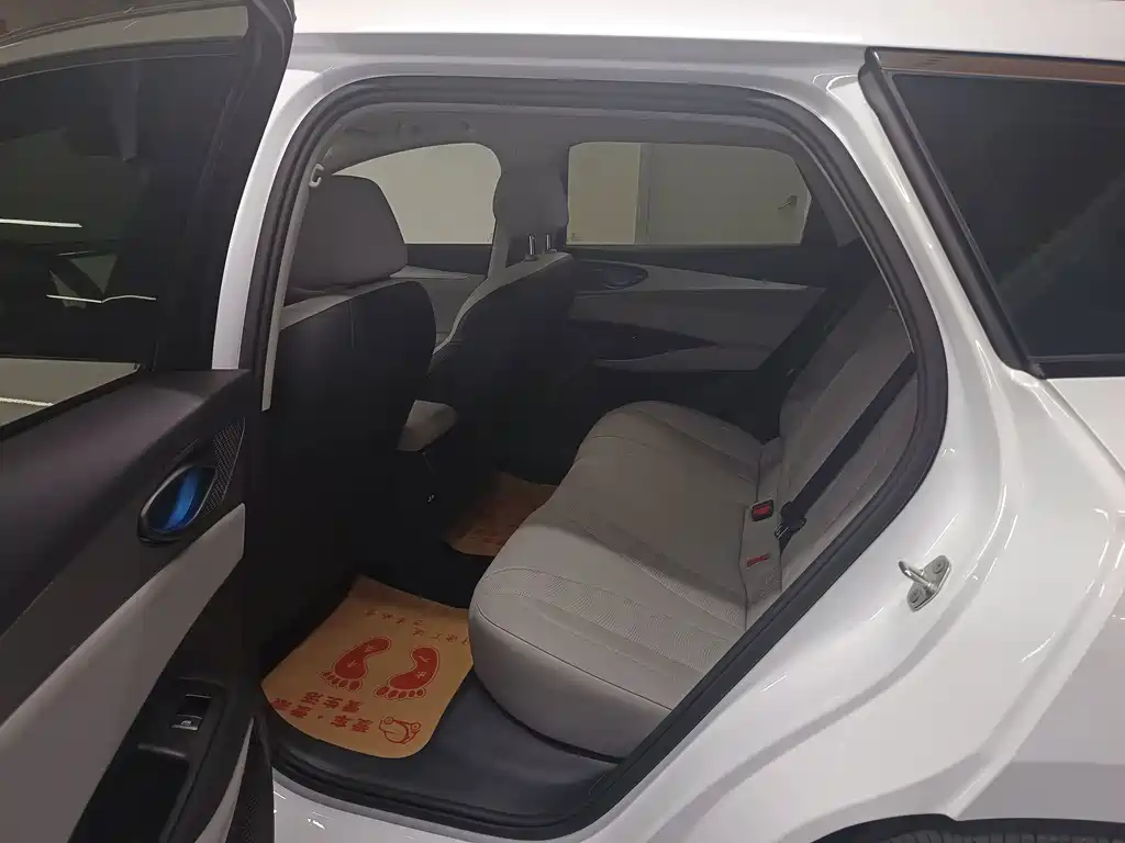 BYD Seal 06 DM-i Travel Edition 2025 — фото 11