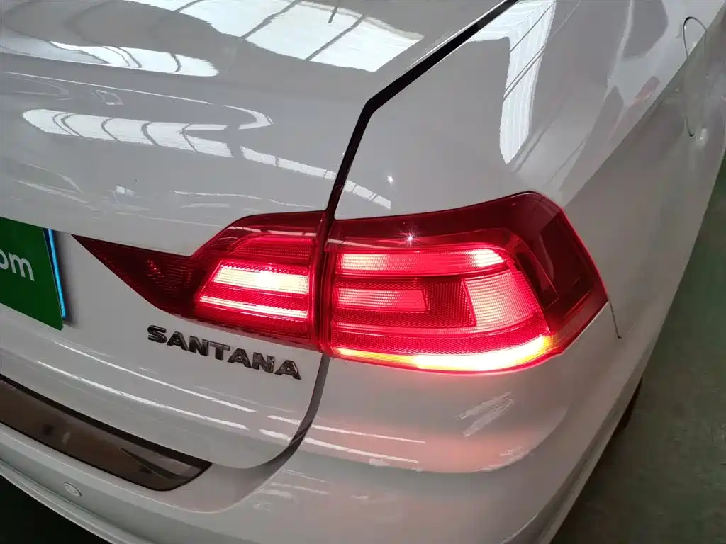 Volkswagen Santana 2019 — фото 8