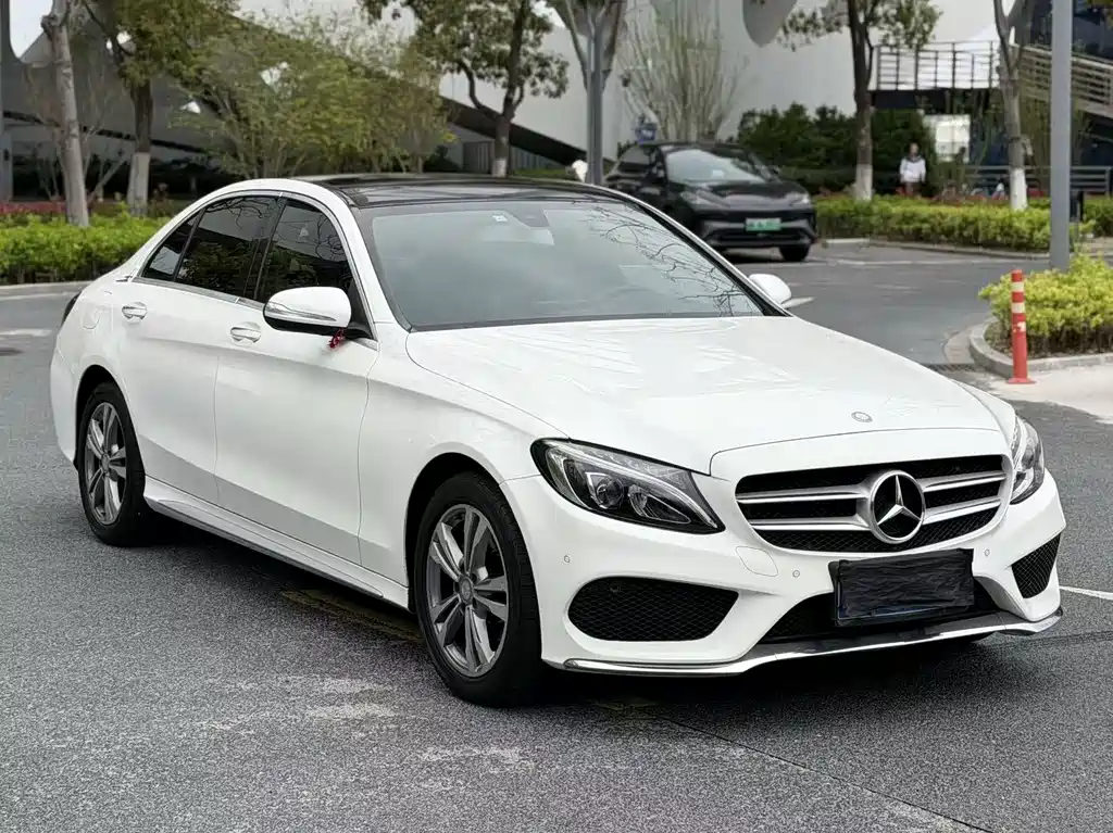 Mercedes-Benz C-Class 2017 — фото 1