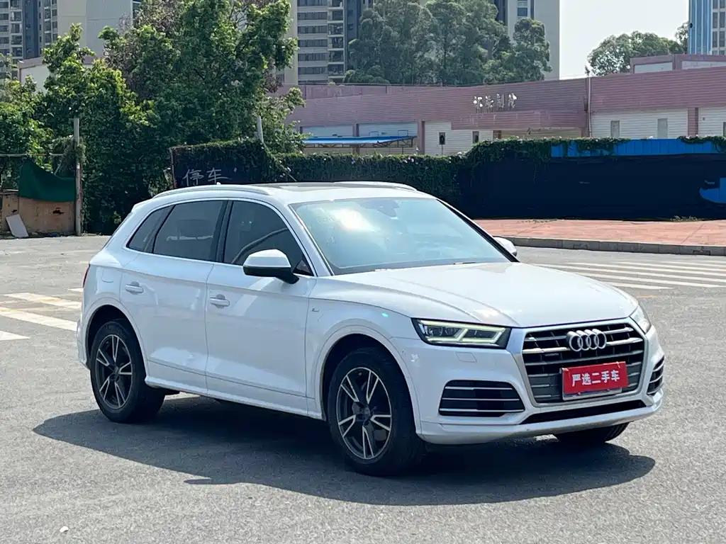 Audi Q5L 2019 — фото 3