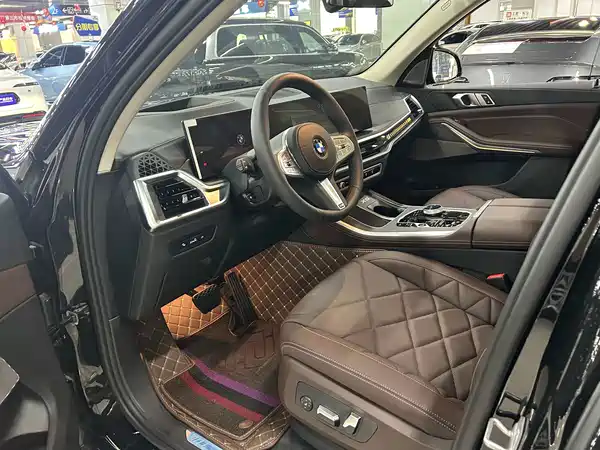 BMW X5 2025