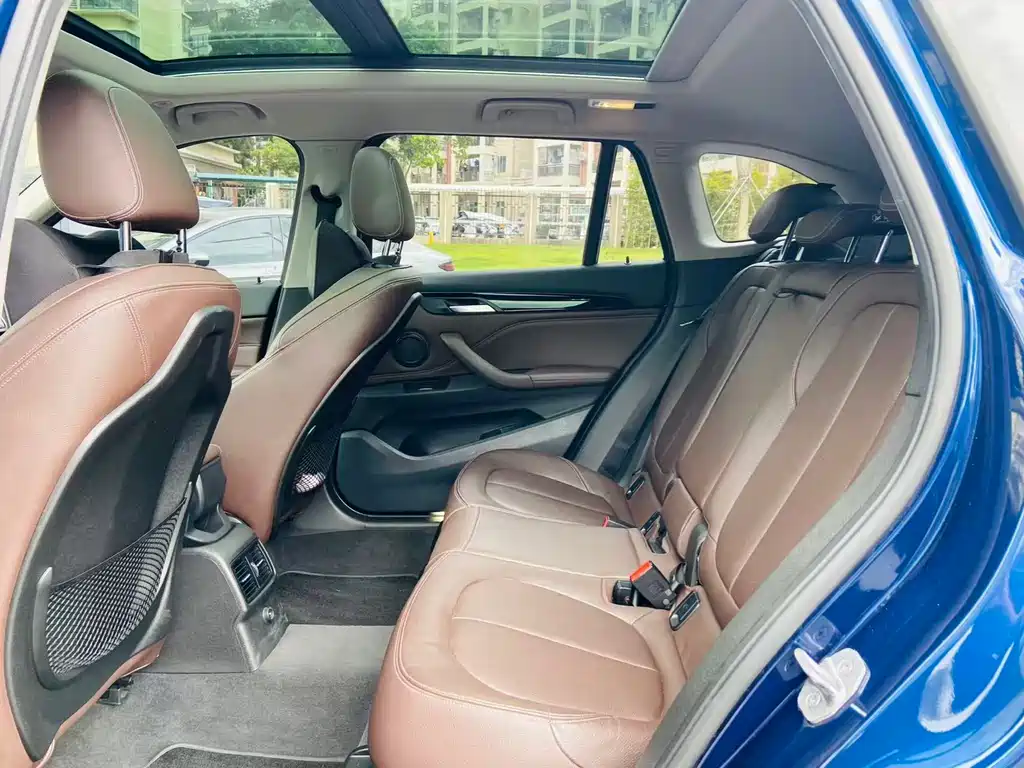 BMW X1 2018 — фото 10