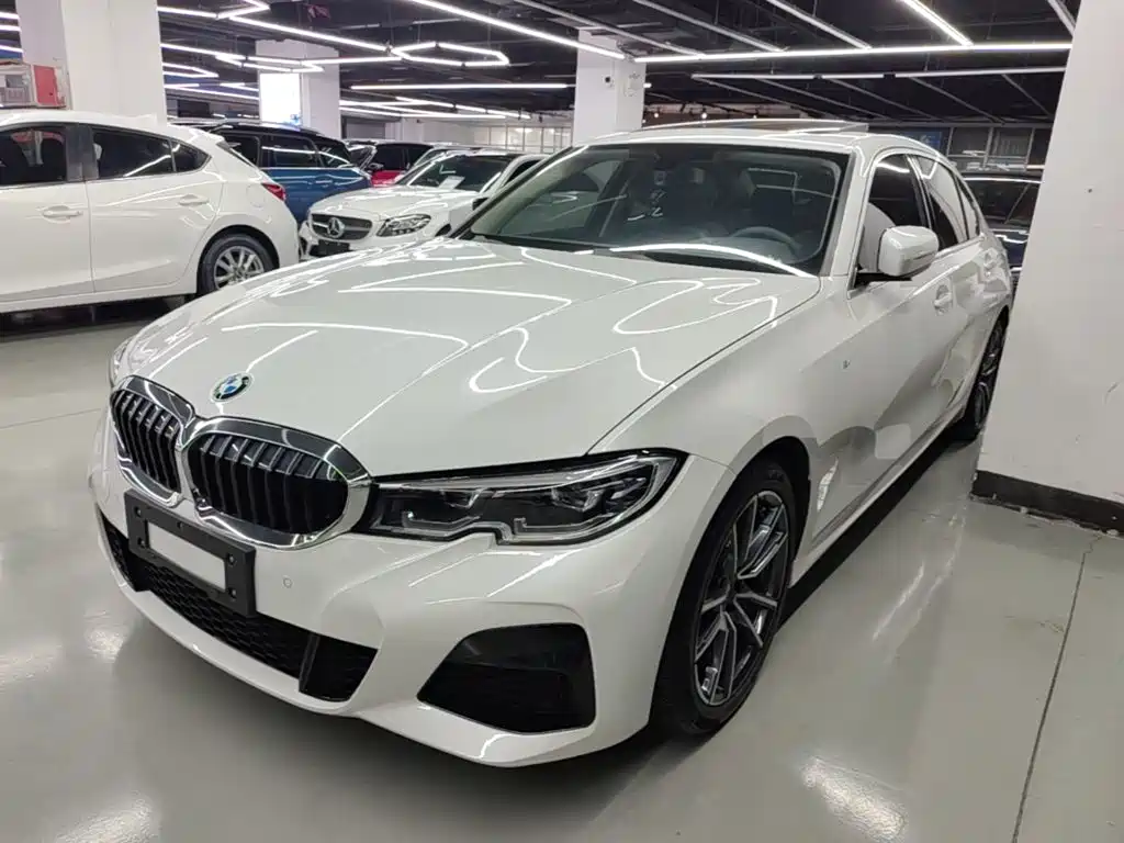 BMW 3 Series 2021