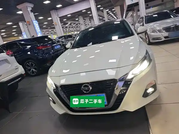 Nissan Teana 2022