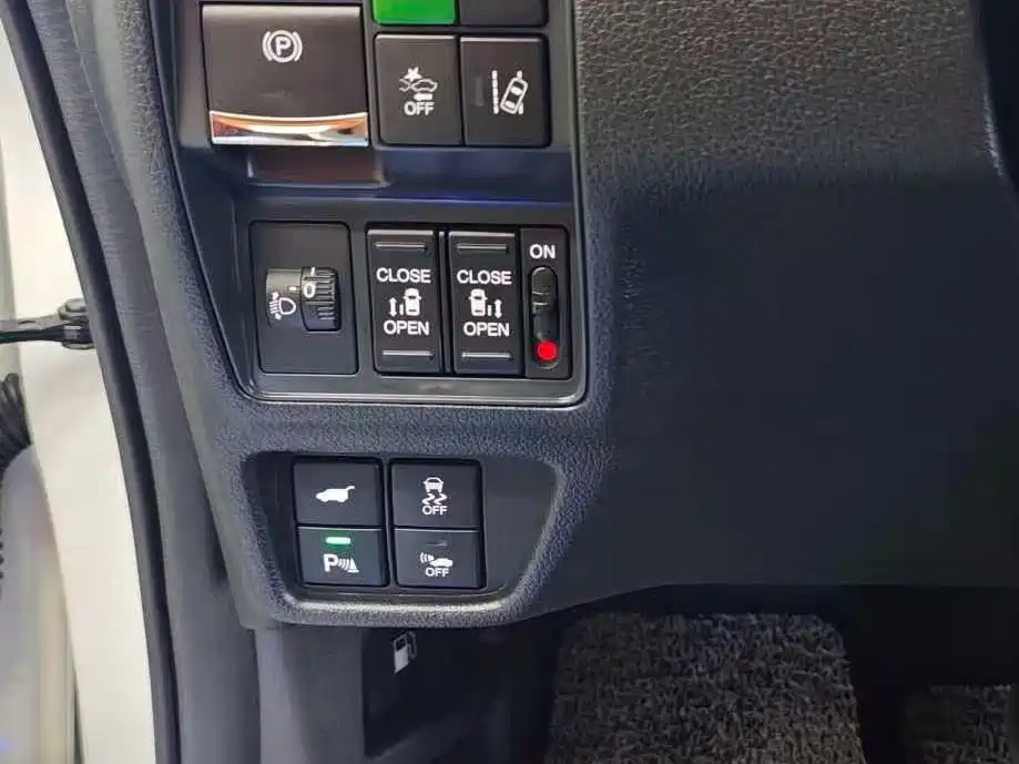 Honda Odyssey 2022 — фото 14