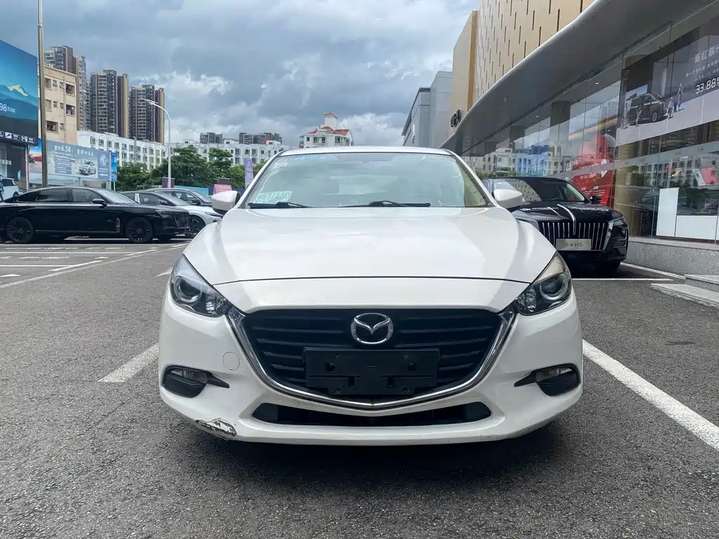Mazda 3 Axela 2017 — фото 2