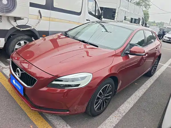 Volvo V40 2017