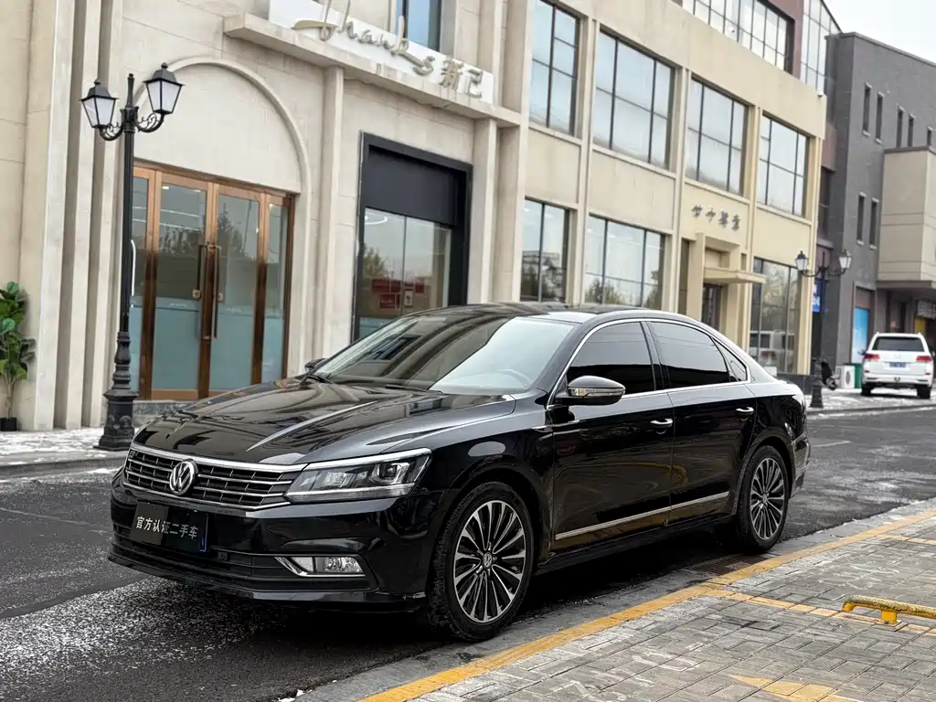 Volkswagen Passat 2017 — фото 1