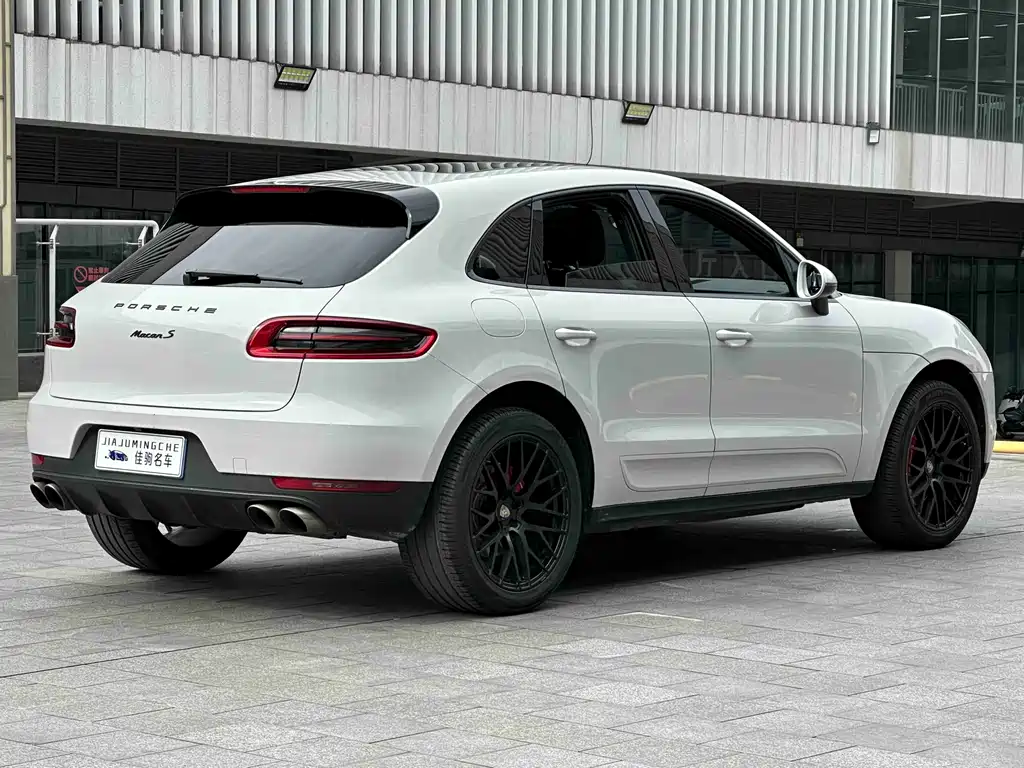 Porsche Macan 2017 — фото 7