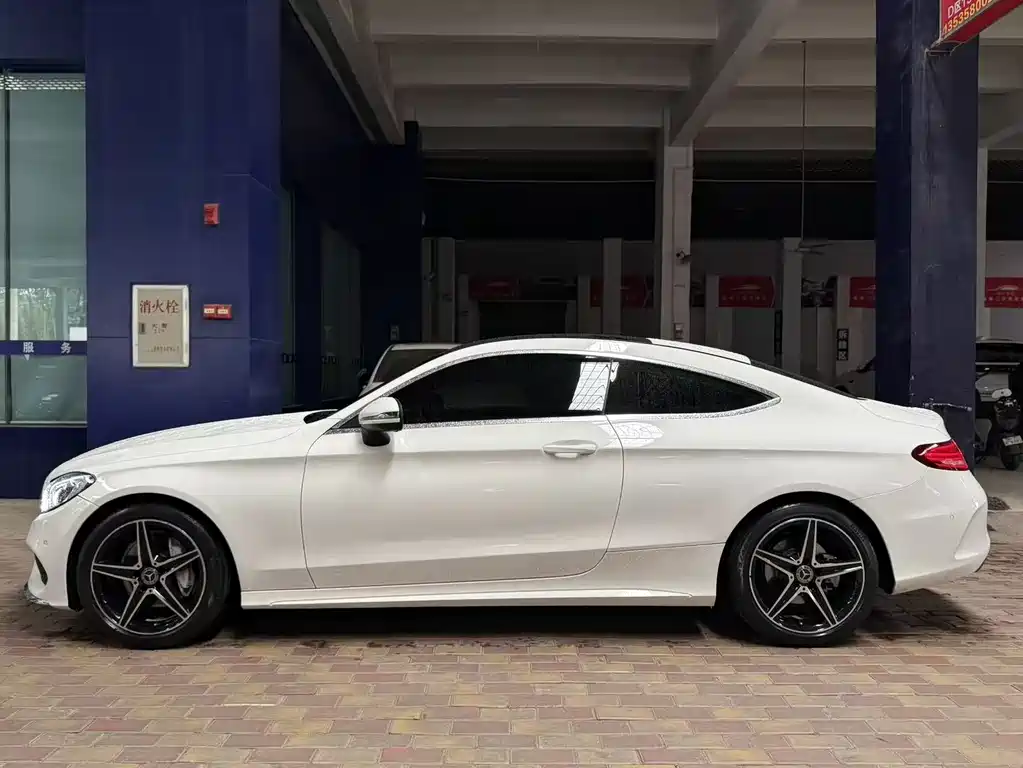 Mercedes-Benz C-Class 2018 — фото 4