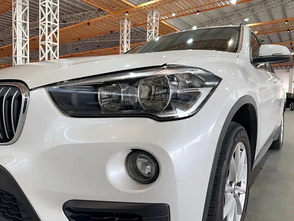 BMW X1 2019 — фото 4