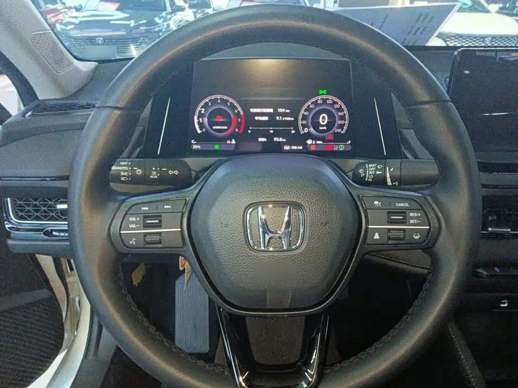 Honda Inspire 2024