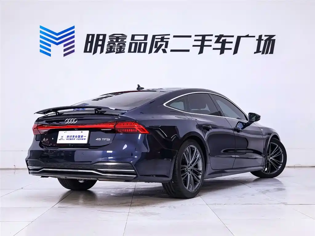 Audi A7 2021 — фото 7